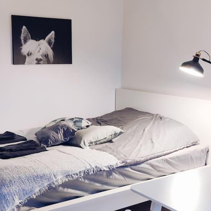 New Studio Blue Near Helsinki Airport In Kivistoe Vantaa Exterior photo